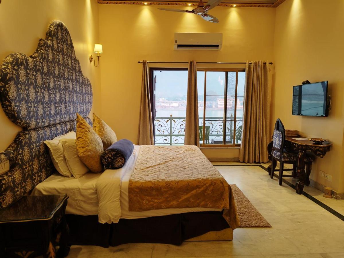 רישיקש The Neeraj Ganga Heritage Palace מראה חיצוני תמונה