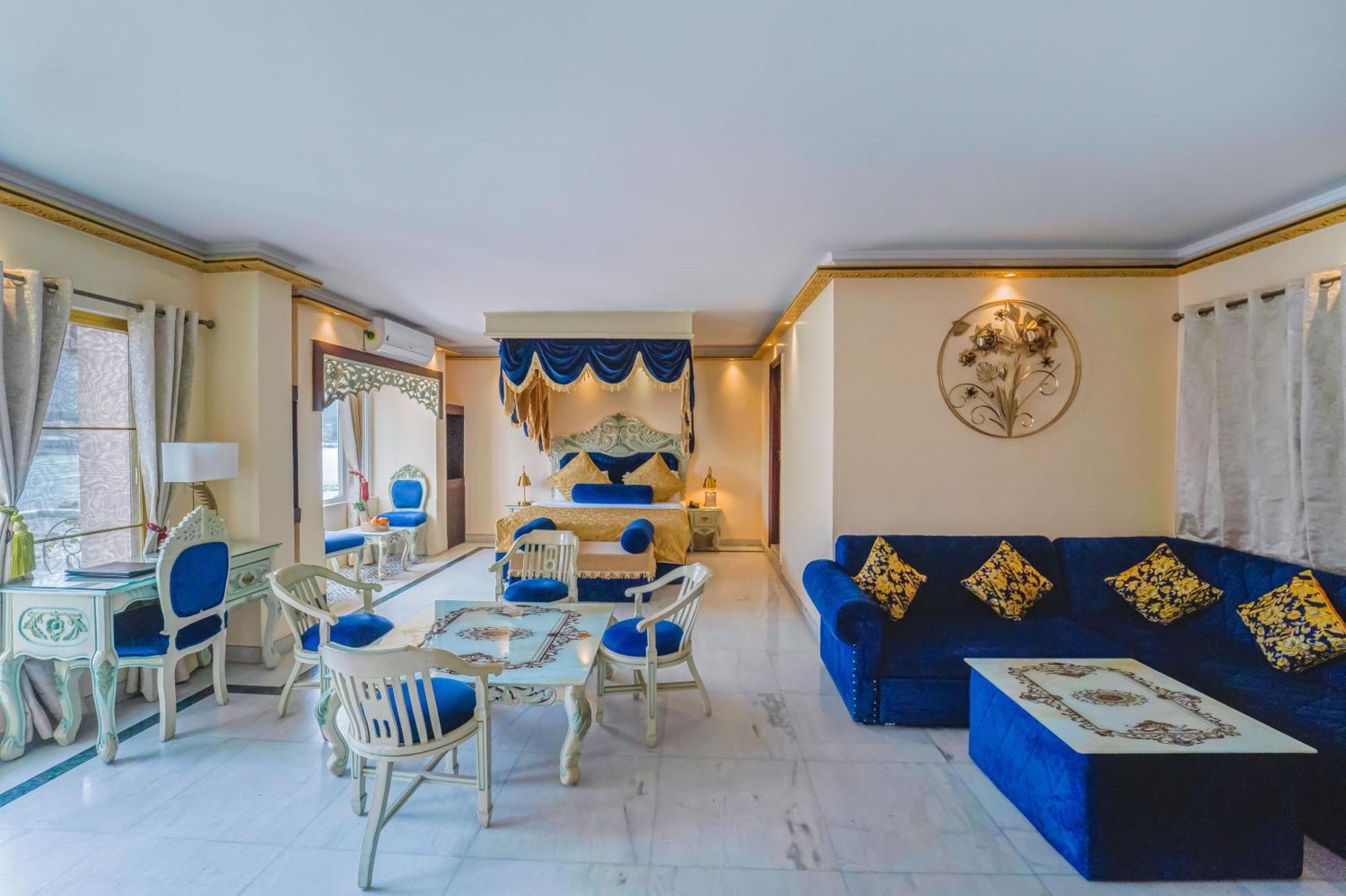 רישיקש The Neeraj Ganga Heritage Palace מראה חיצוני תמונה