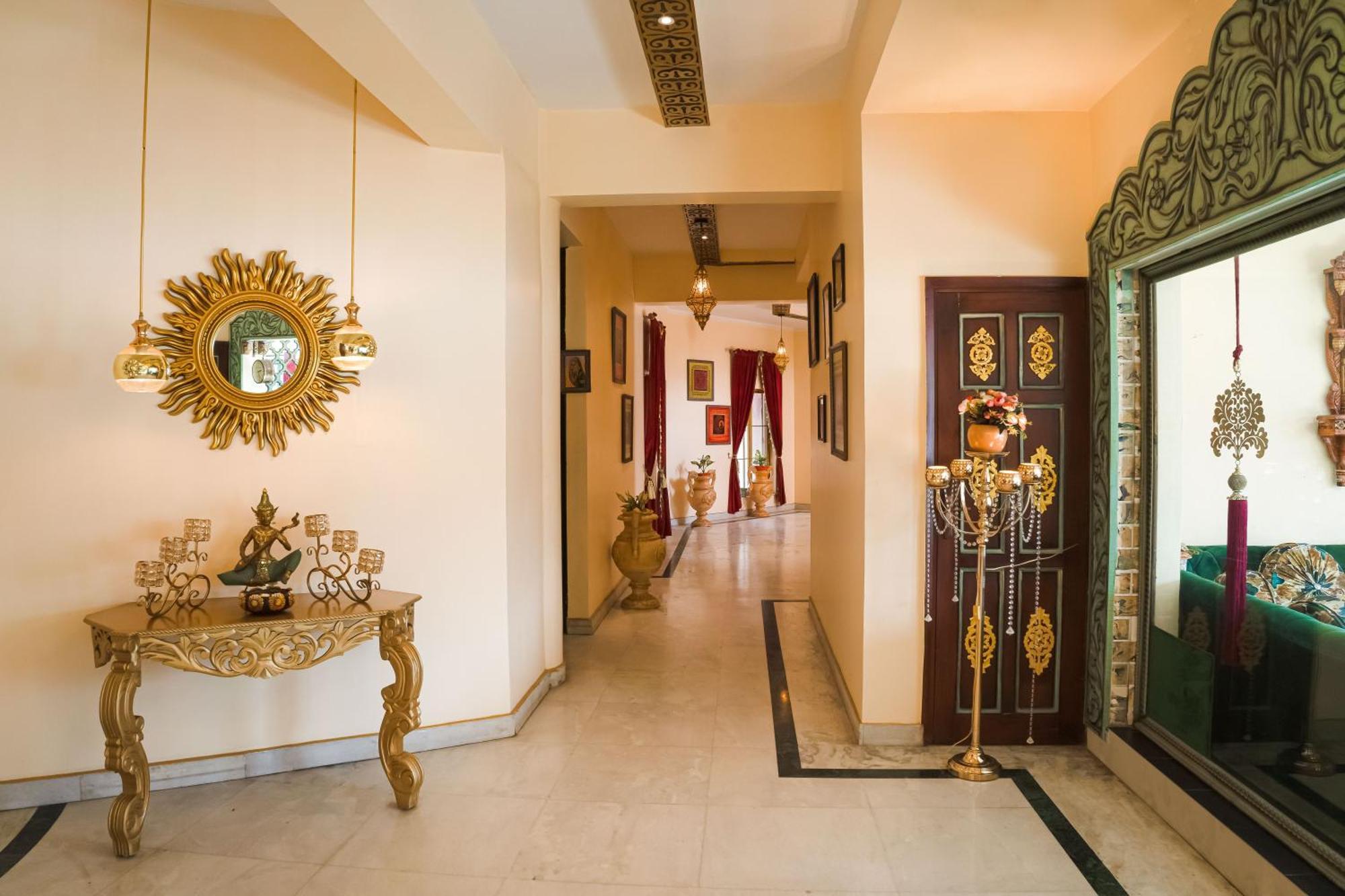 רישיקש The Neeraj Ganga Heritage Palace מראה חיצוני תמונה