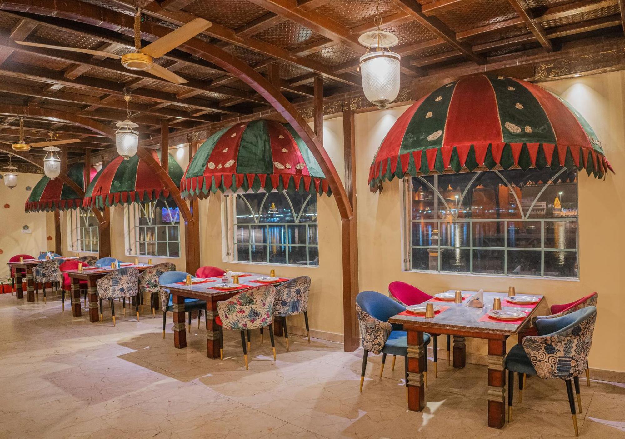 רישיקש The Neeraj Ganga Heritage Palace מראה חיצוני תמונה